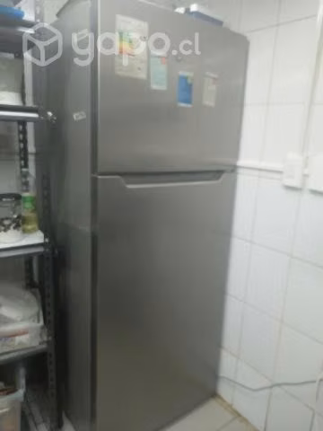 Refrigerador grande .poco uso