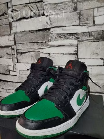 Jordan 1 Mid