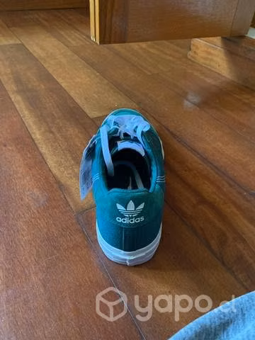 Zapatillas Adidas nuevas - Imagen 4