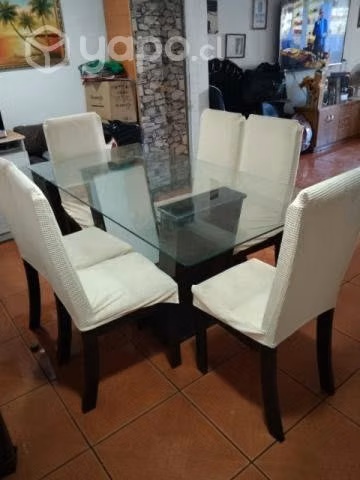 Comedor en buen estado