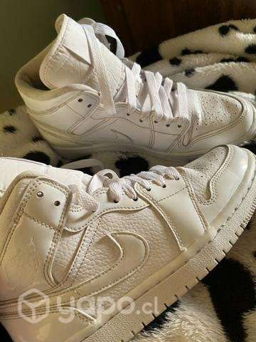 Zapatillas Jordan 38 - Imagen 2
