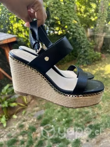 Sandalias marca Aldo nuevas