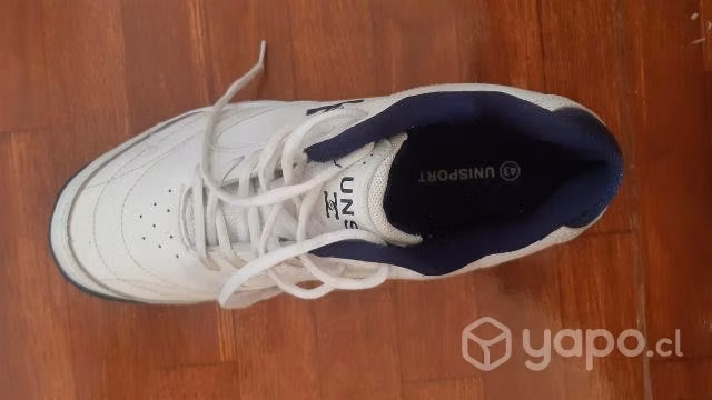 Se zapatillas y zapatos de colegio