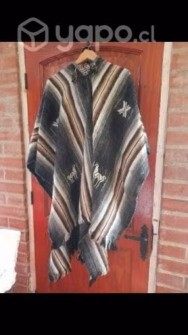 poncho con gorro nuevo
