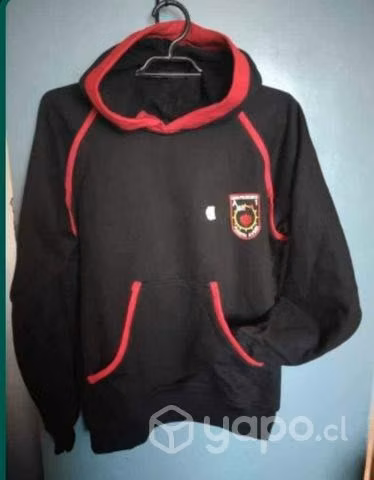 poleron y pantalón del liceo politécnico