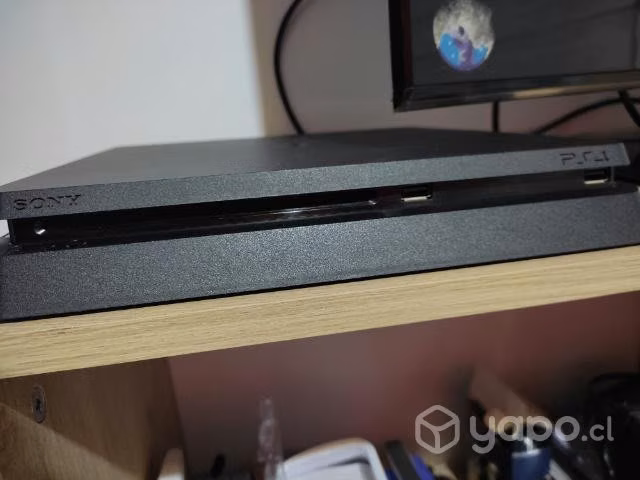 PS4 Slim+ control+5 juegos