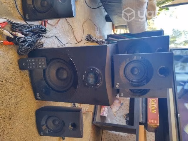Subwoofer parlantes surround 5.1 Logitech Z607