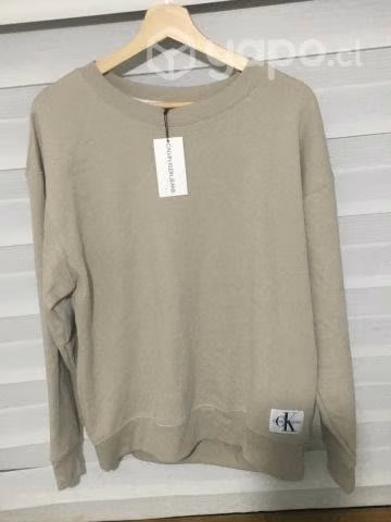 Poleron calvin klein talla M