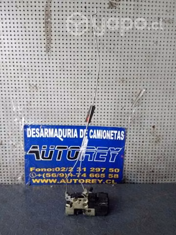 Chapa puerta delantera derecha Peugeot Partner 200
