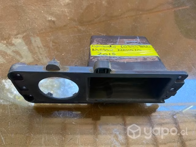 Consola tablero (034) Nissan Navara 2015