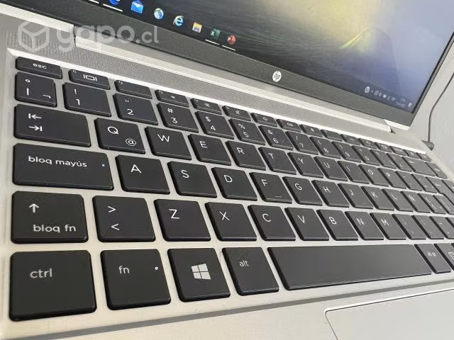 Notebook HP i7 11th Generación con huella casi nue - Imagen 2
