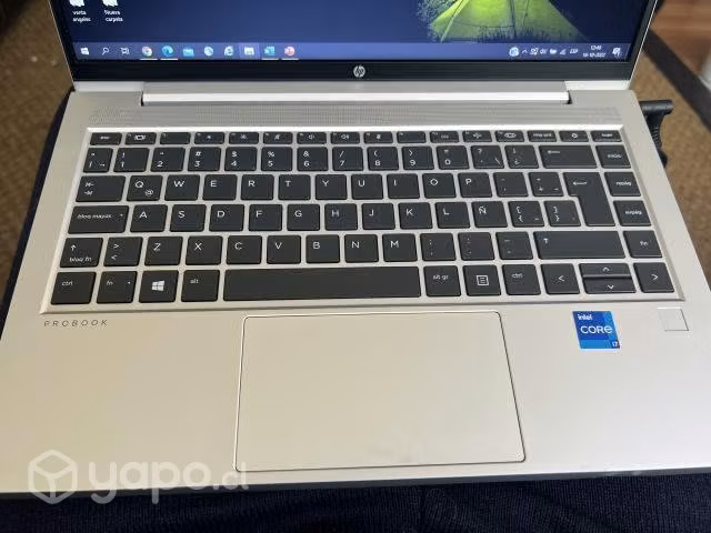 Notebook HP i7 11th Generación con huella casi nue - Imagen 4
