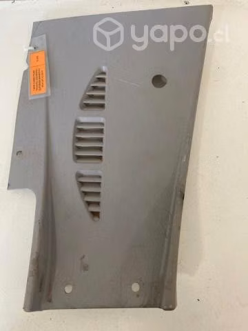 Tapiz cubre pilar trasero izq sup Pick Up 2016 2.2
