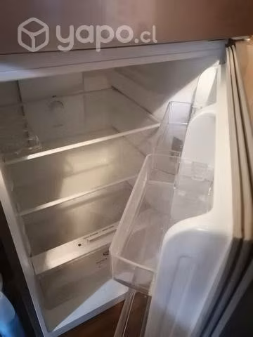 Refrigerador Mademsa ALTUS 1200