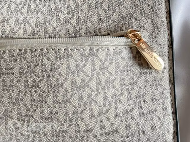 Monedero Michael Kors