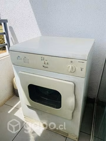 Secadora marca Whirlpool, capacidad 6 kilos - Imagen 2
