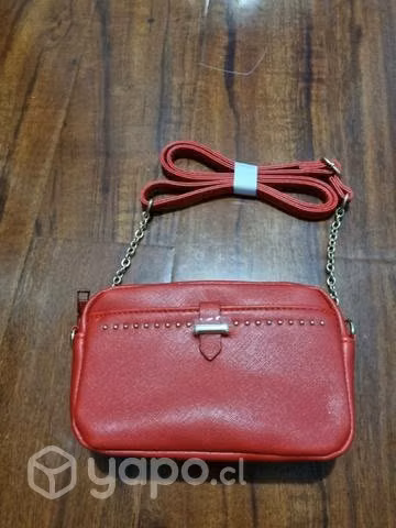 Hermosas carteras y mochilas cyzone