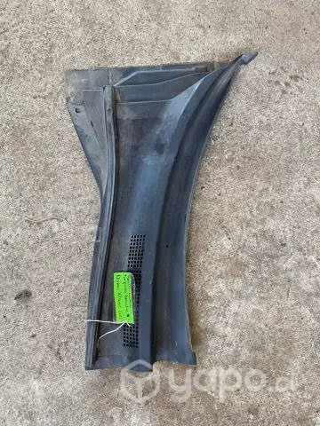 Rejilla cubre torpedo derecha Nissan Xtrail 2010
