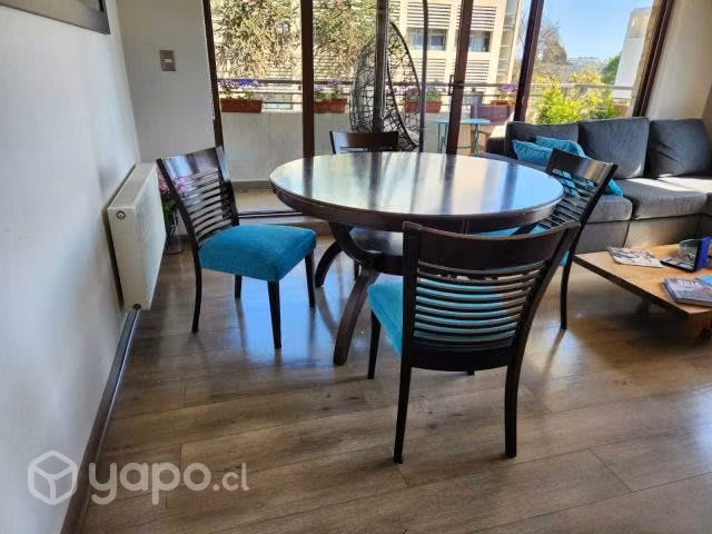 Sitiales y Mesa comedor