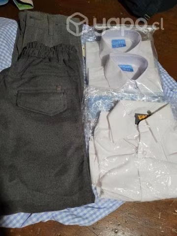 Se venden uniforme talla 6