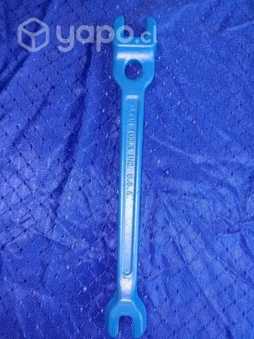Llave de crucetas Klein tools - Imagen 4