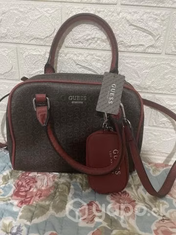 Bellas mochilas y carteras nuevas 100% originales