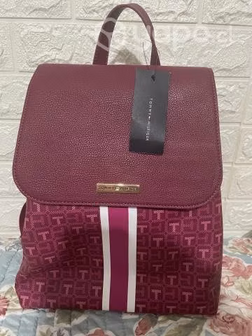 Bellas mochilas y carteras nuevas 100% originales