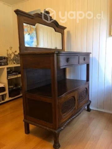 Mueble antiguo recibidor