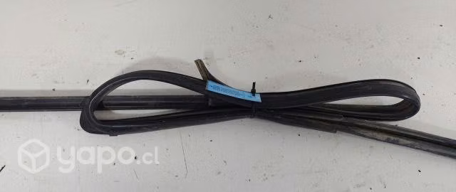 Goma Vidrio Puerta Trasera Derecha (TY3010) Toyota