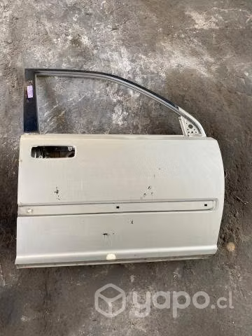 Puerta delantera derecha Nissan Xtrail 2011