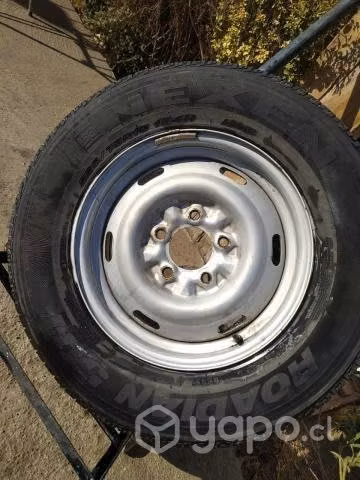 Neumático de repuesto 225/ 75 R16