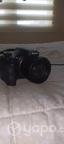 Camara sony DSC-HX300 con un zoom de 100x