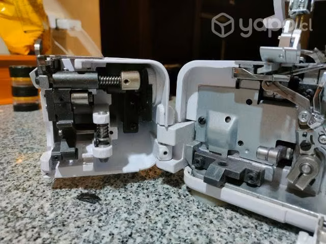 Maquina Overlock Bsq