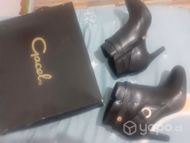 Botines