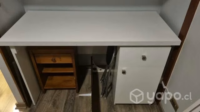Escritorio excelente estado