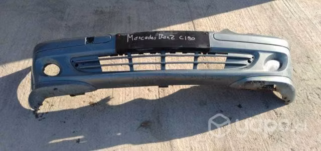 Parachoque del mercedes benz C180 2007 USADO