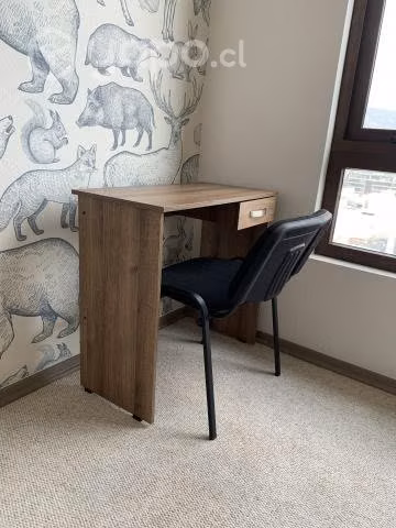 Escritorio con silla