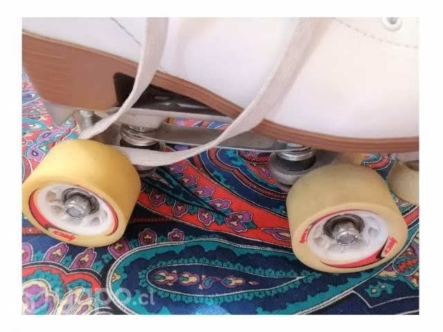 Patines de 4 ruedas número 39