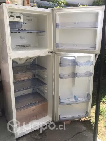 Refrigerador Daewoo Nano Silver
