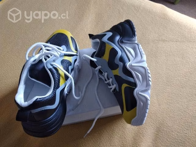 Zapatillas nuevas