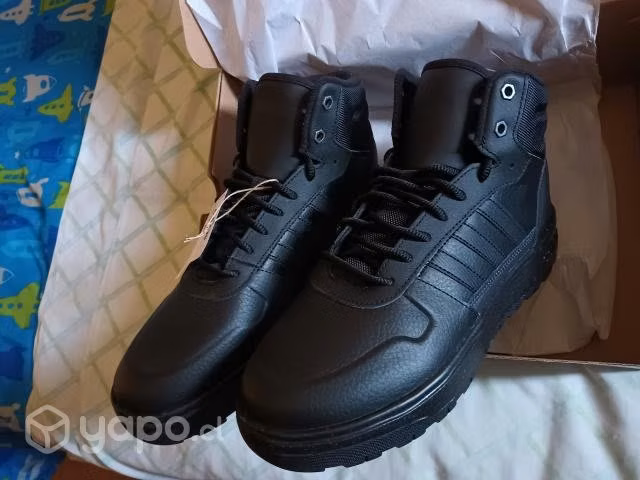 Zapatillas Adidas originales Nuevas Numero 42