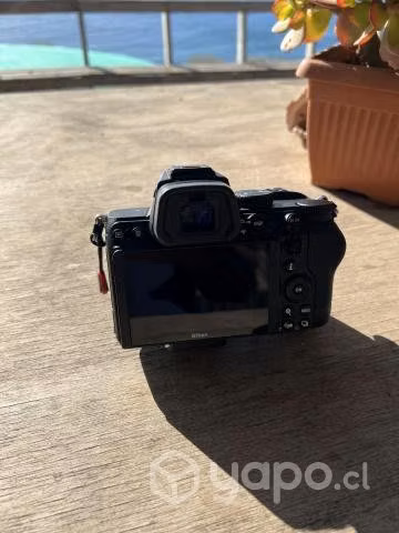 Nikon Z5 con lente 85mm 1.8 y 28mm 2.8