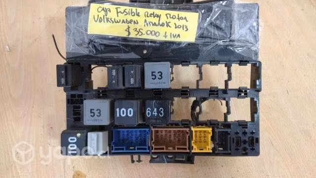 Caja fusible relay motor Volkswagen Amarok 2013