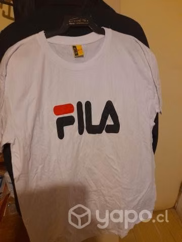 Poleras y polerones