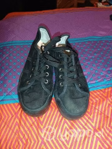 Zapatillas negras - Imagen 2