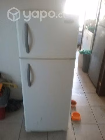 Refrigerador Sindelen funcionando