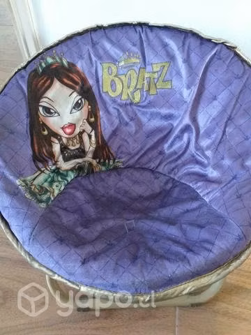 Bratz Bella Silla, morada acolchada y plegable