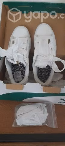 Maquina de helados . Vaporera .zapatillas sandali