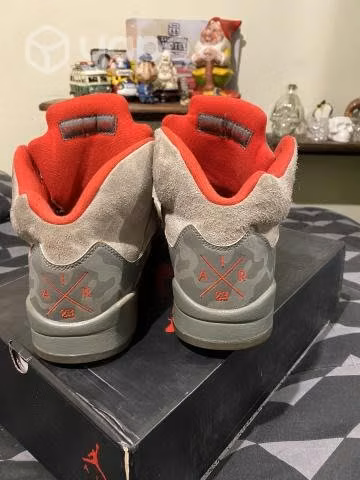 Jordan 5 camo grey 42.5 - Imagen 3