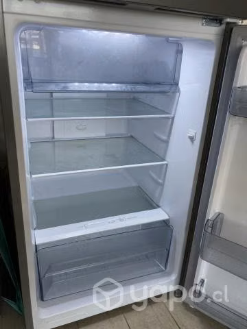 Refrigerador Oster - Imagen 4
